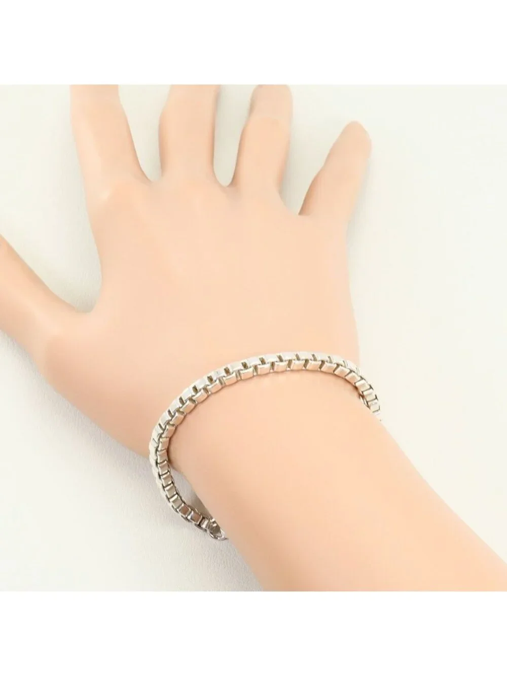 Tiffany & Co Venetian 925 Sterling Silver Bracelet 18